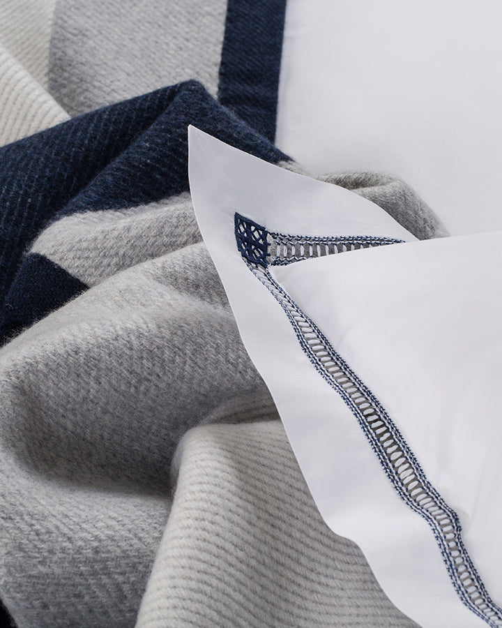 Navy, shown with Cashmere